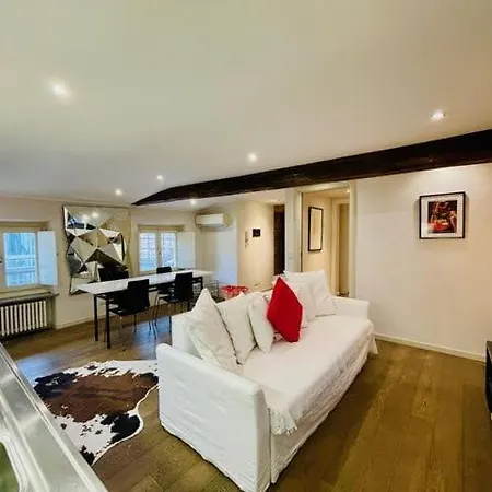 Abbaino Sul Duomo Apartment Turin