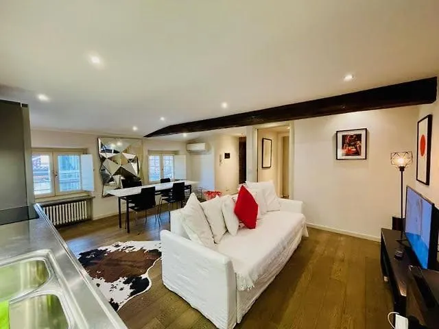 Abbaino Sul Duomo Apartment Turin